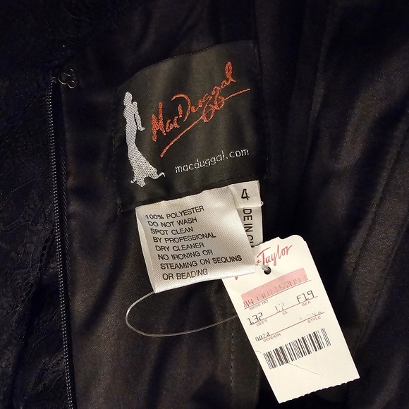 MAC DUGGAL Black Off Shoulder Lace Overlay Train Gown Womens Size 4 - Picture 11 of 11